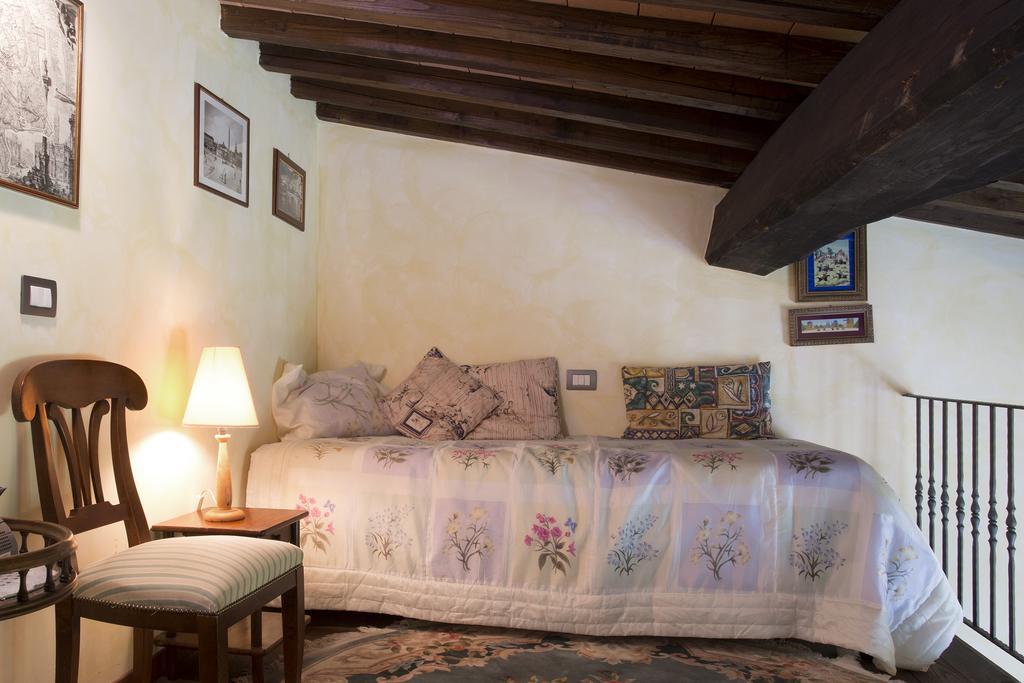 Casa Sandro A Podere Pascianella Villa Castelmuzio Room photo